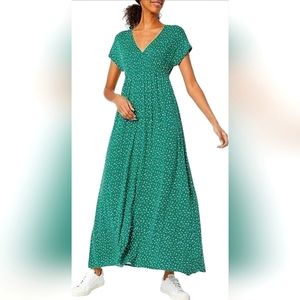 Surplice v neck flowy maxi dress - size L BNWT